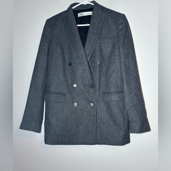 Zara Jackets & Blazers - ZARA oversized pin stripe blazer size M